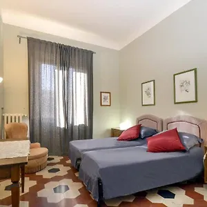 Leone XIV Firenze Konukevi